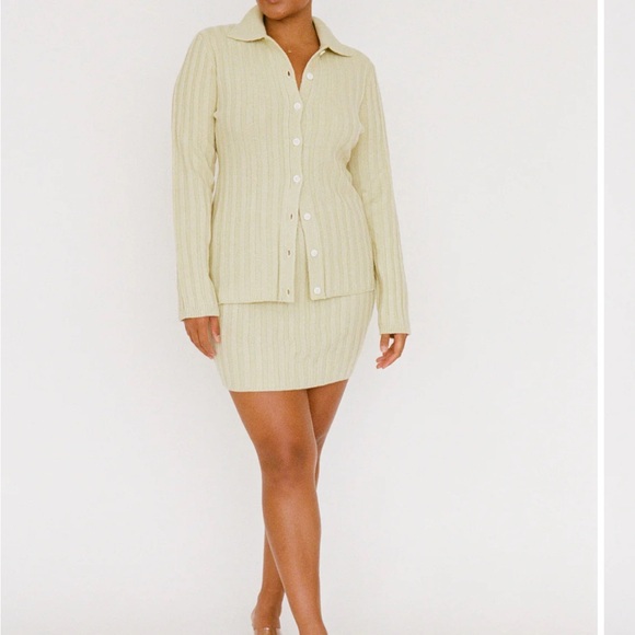 Sabo Skirt Light Green Ribbed Sweater Set - Picture 3 of 8